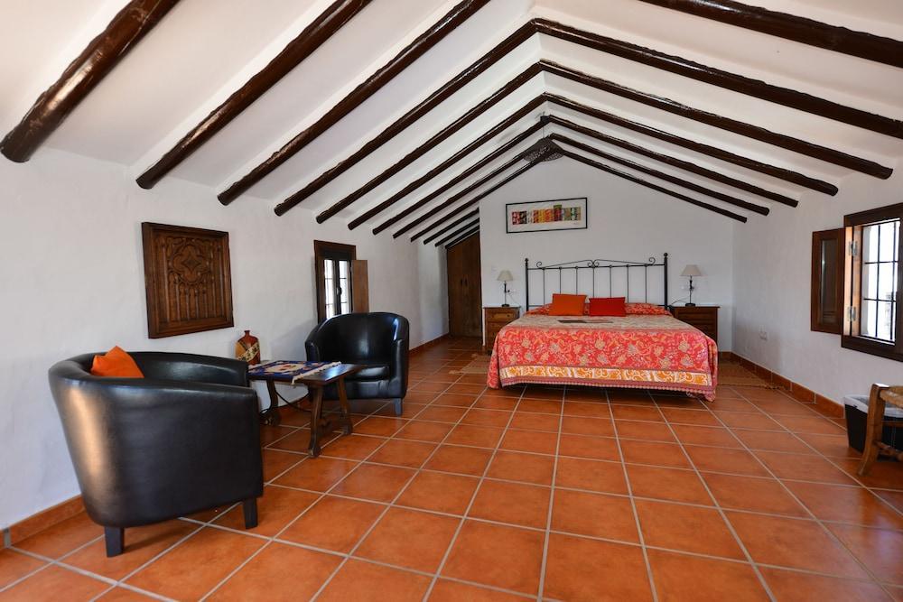Bed and Breakfast Cortijo La Haza Iznájar Zewnętrze zdjęcie