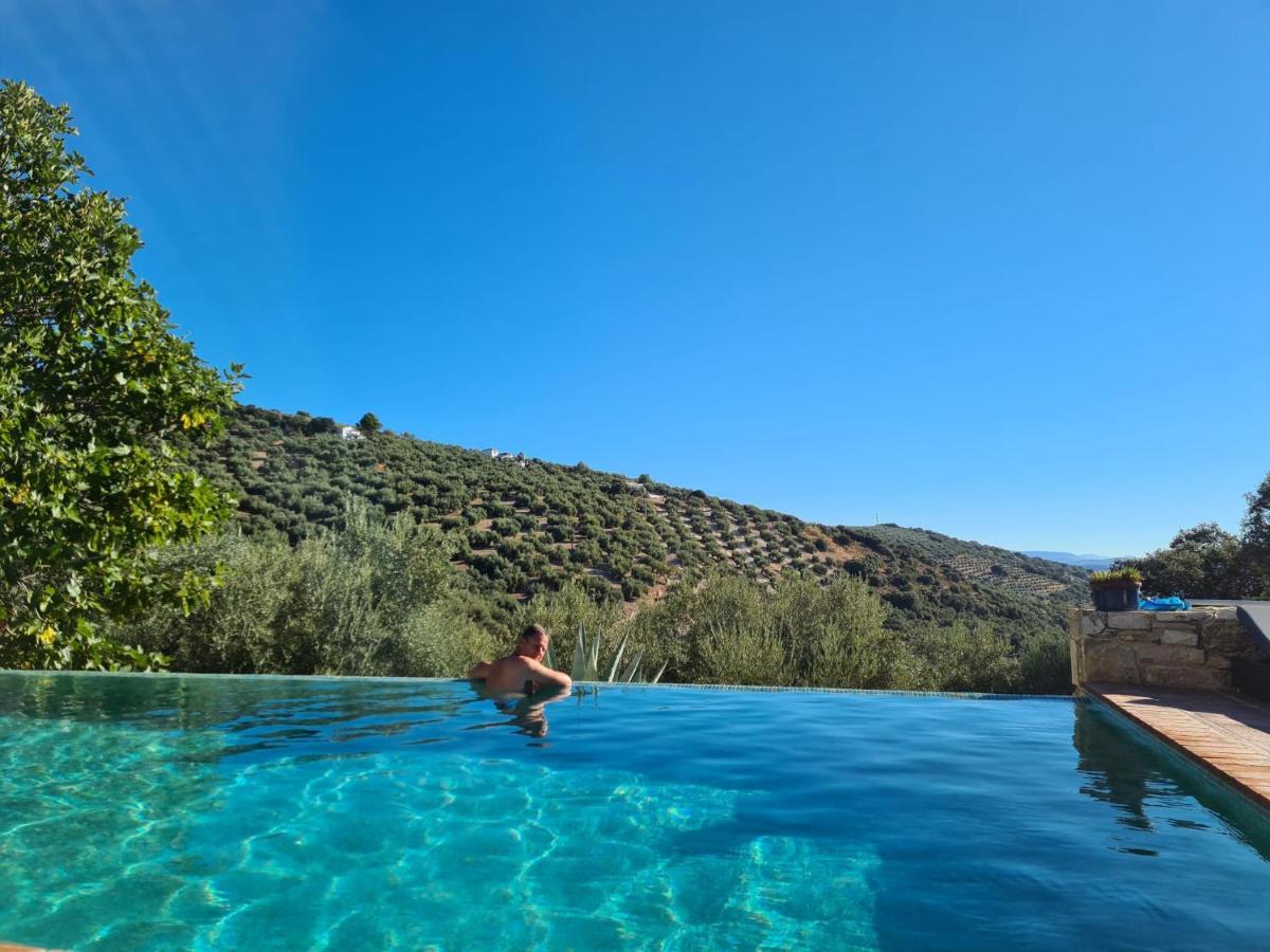 Bed and Breakfast Cortijo La Haza Iznájar Zewnętrze zdjęcie