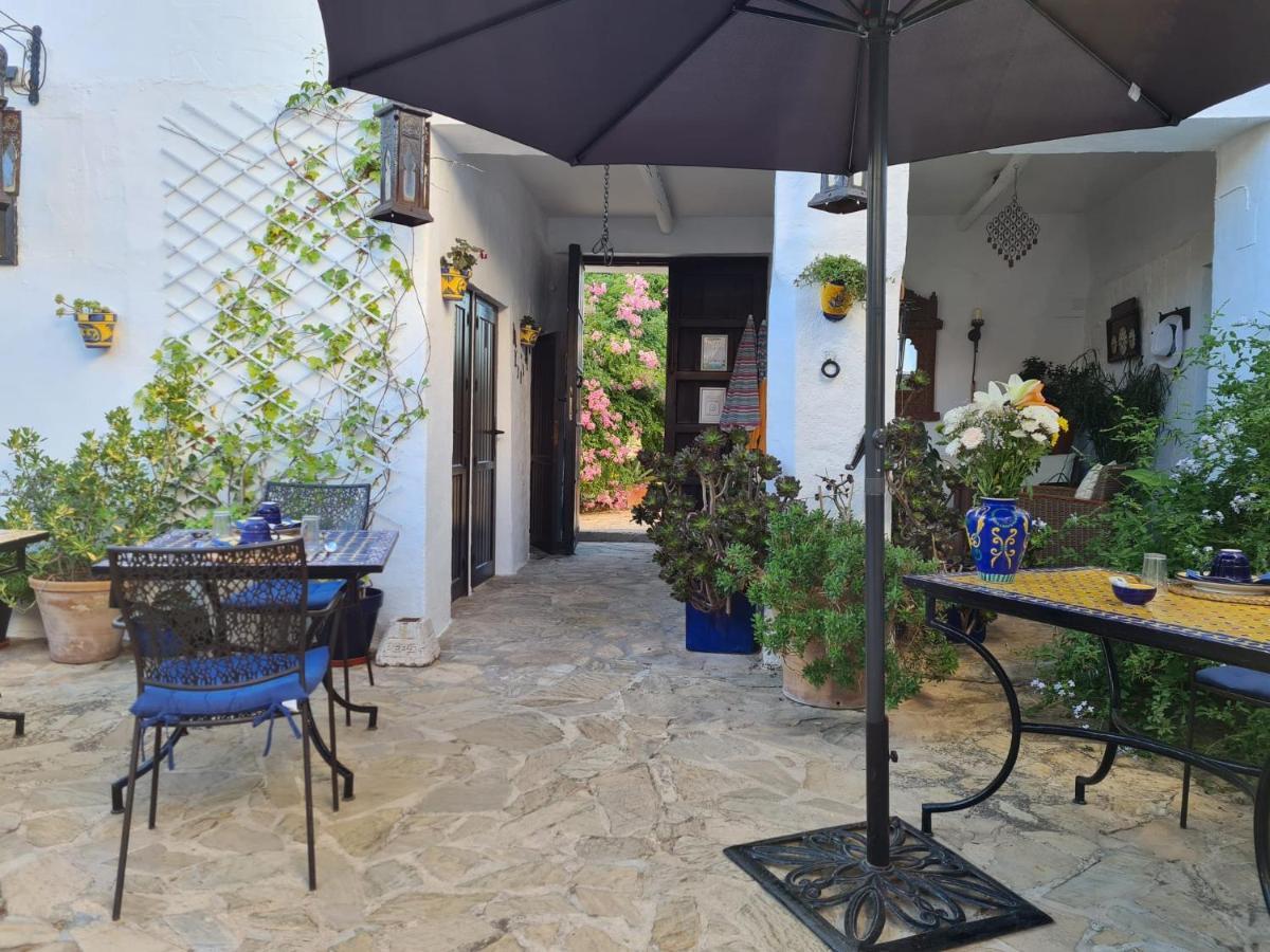 Bed and Breakfast Cortijo La Haza Iznájar Zewnętrze zdjęcie