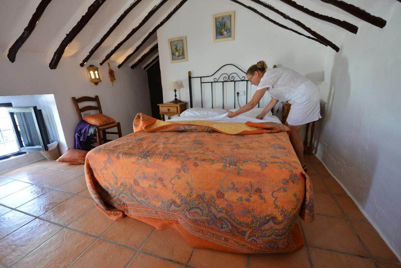 Bed and Breakfast Cortijo La Haza Iznájar Zewnętrze zdjęcie