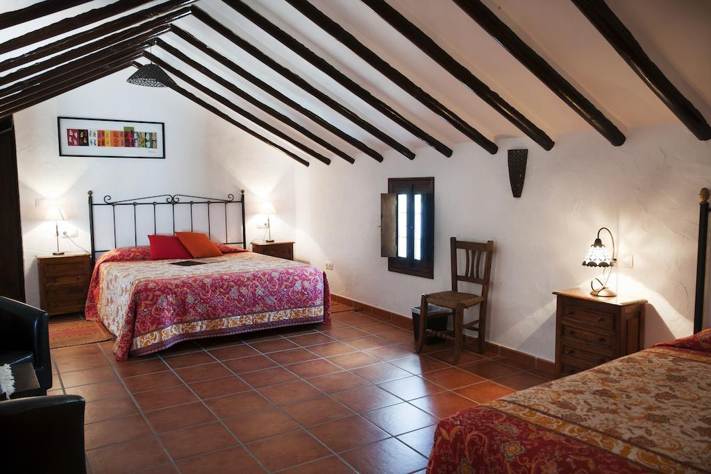 Bed and Breakfast Cortijo La Haza Iznájar Pokój zdjęcie