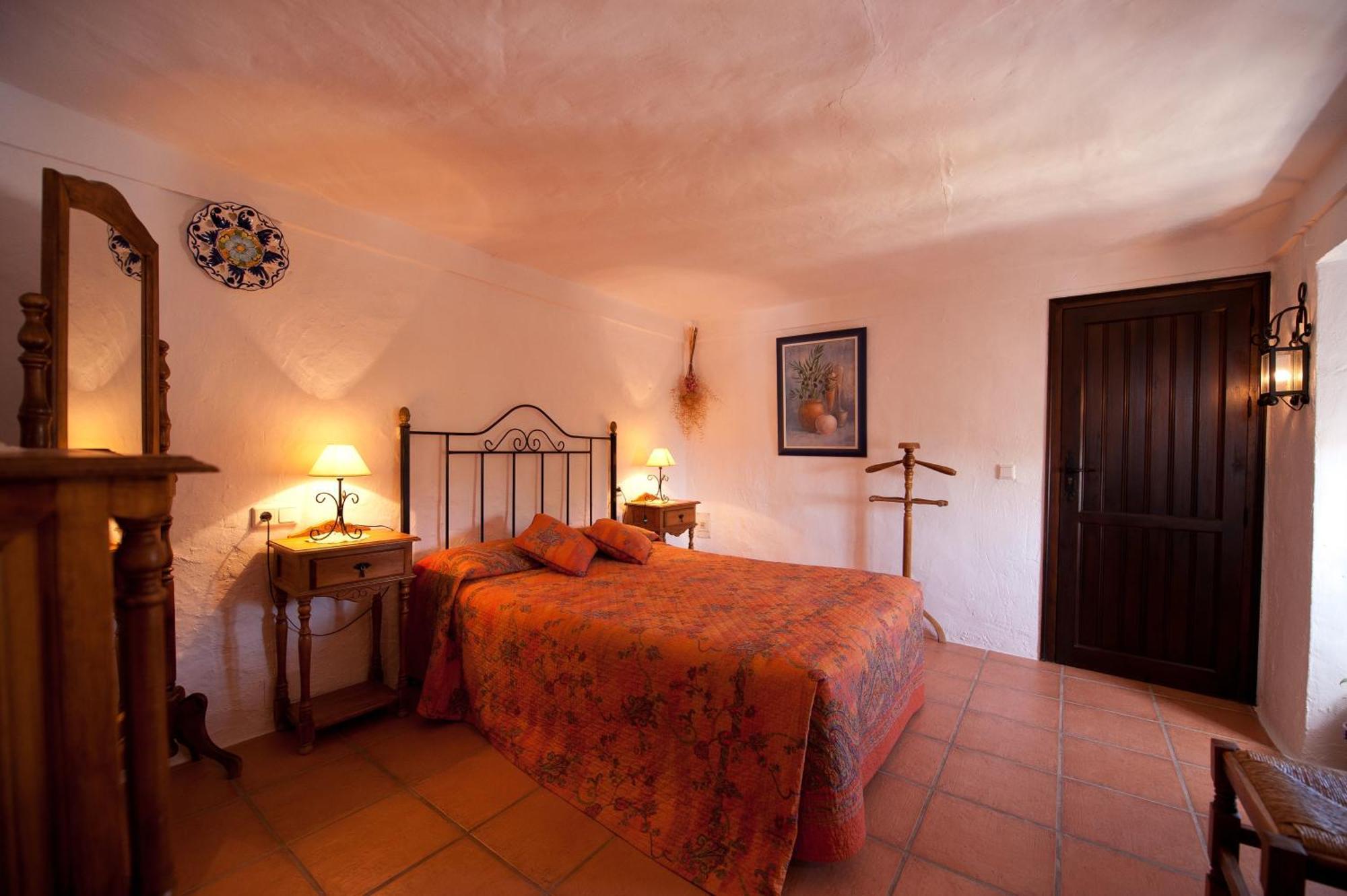 Bed and Breakfast Cortijo La Haza Iznájar Zewnętrze zdjęcie