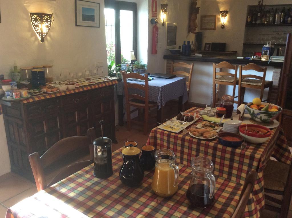 Bed and Breakfast Cortijo La Haza Iznájar Zewnętrze zdjęcie