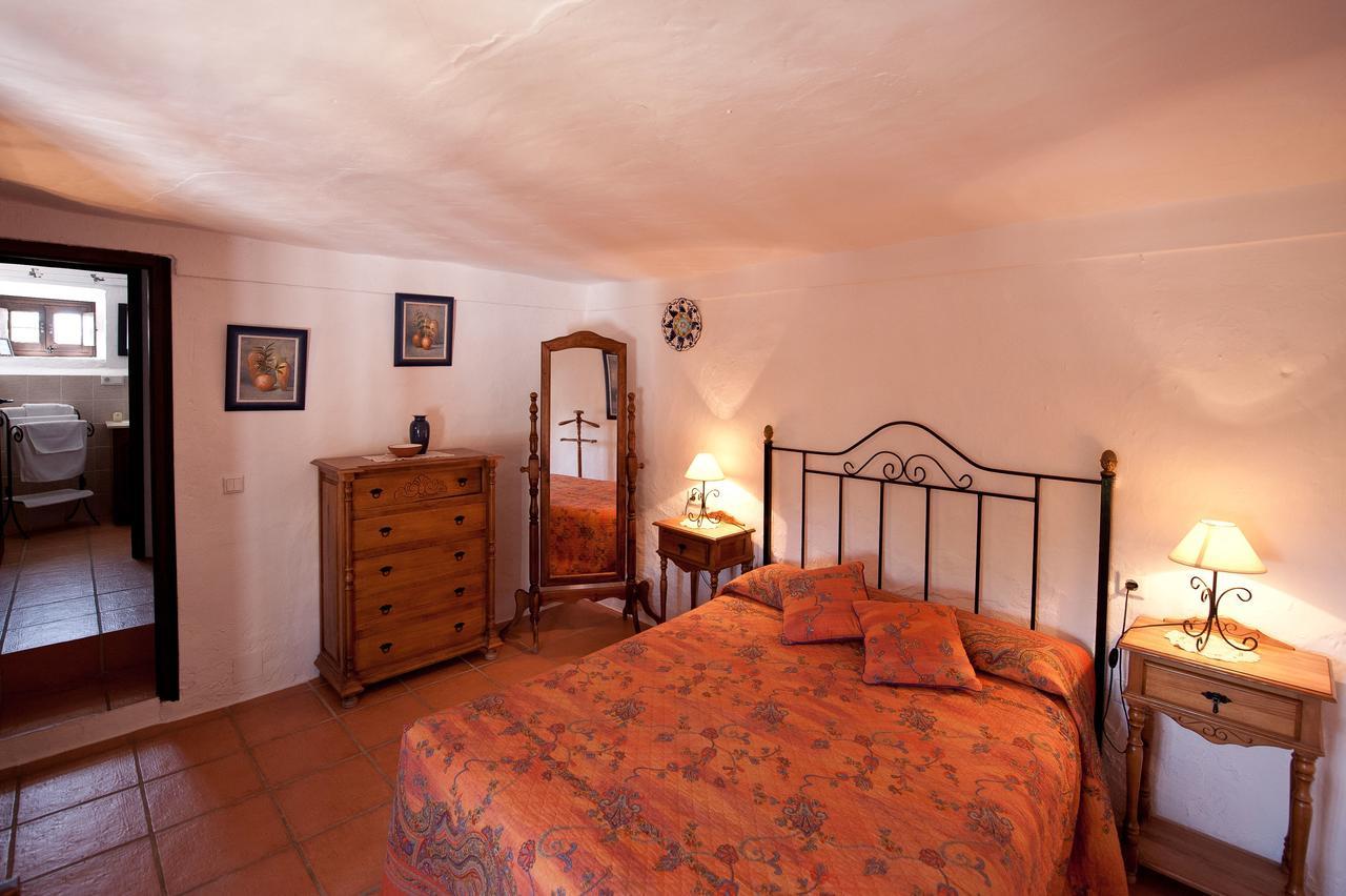 Bed and Breakfast Cortijo La Haza Iznájar Zewnętrze zdjęcie